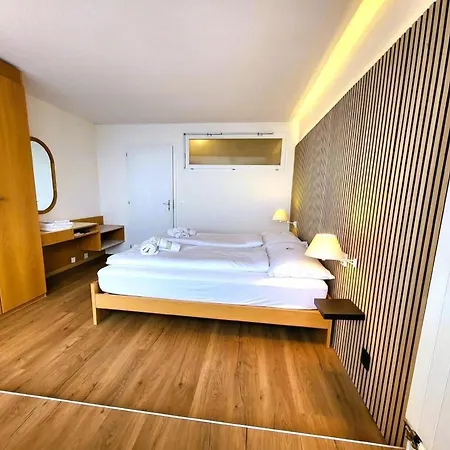 By Interhome